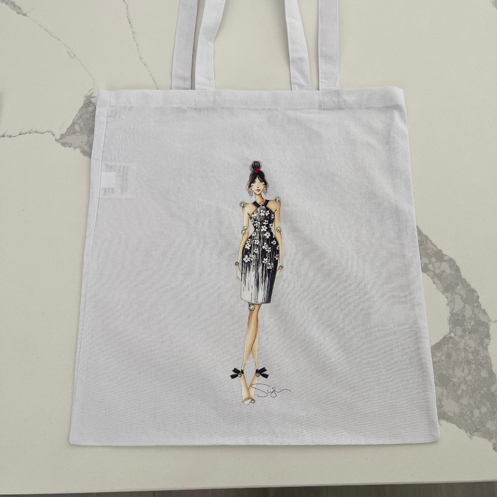 Couture Beauty Tote Bag  Brand New